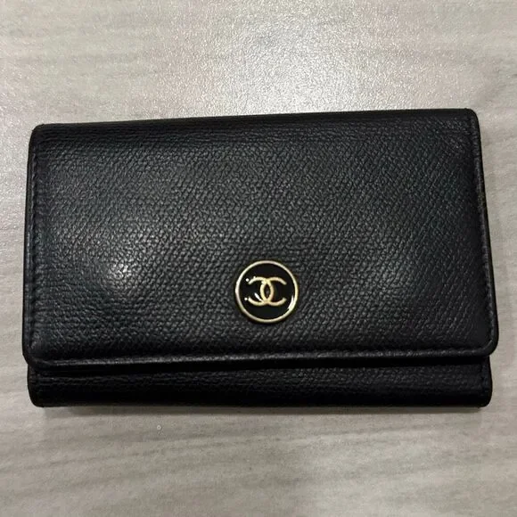 Authentic CHANEL 6-key Case Women's‎ Black Wallet vintage   Has only 4 key hooks - Picture 3 of 12